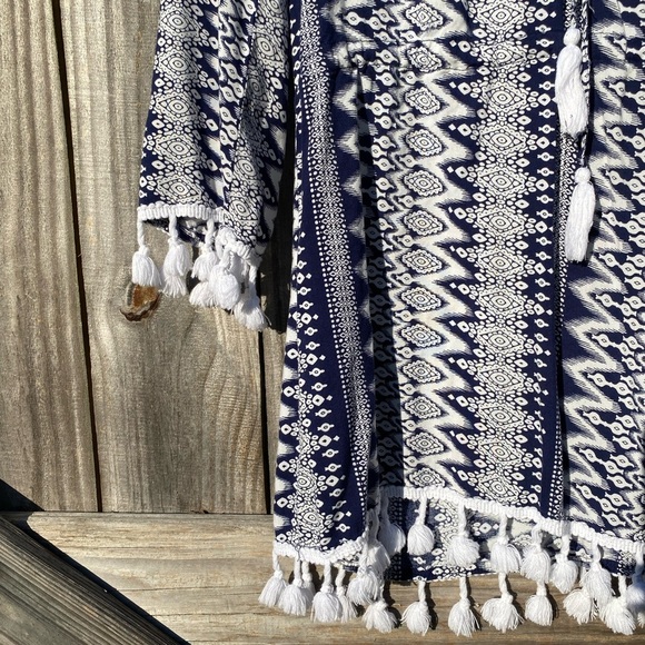 Spiaggia Dolce Navy and White Patterned Tunic with Tassels - Picture 2 of 9